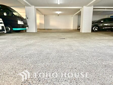 【PARKING】◆愛車を◆安全に駐車できる駐車場がございます。