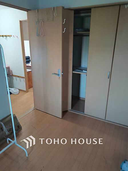 使いやすく、明るい洋室に仕上がります。子供部屋や趣味のお部屋にご利用できます。ご自身で家具などを配置し、素敵な空間を創り上げられます。