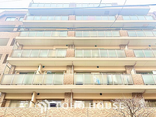 ◆瀟洒な空間◆落ち着きのある彩が見事に調和させた瀟洒な空間を演出。ここに集まる家族の会話と笑顔が絶え間なく続く幸せな空間。