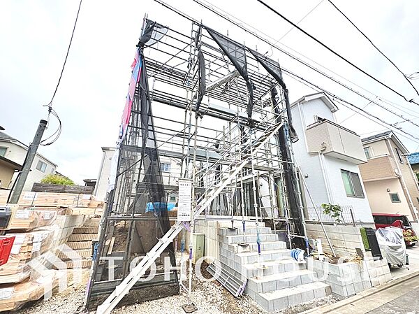 この家を包み込む、おだやかな光と心地よい風。
