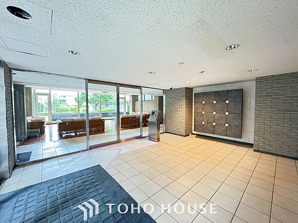 漂う上質な空気感、マンションに入れば「おかえりなさい」と笑顔で迎えてくれるエントランス。最良の心配りを感じるマンションでした。