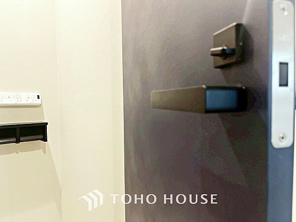 【TOILET】◆快適◆な生活に不可欠。節水型の高性能トイレを新設。