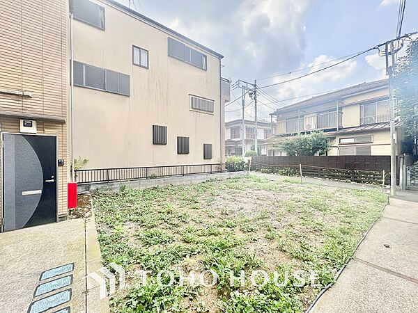 【The beginning of everything】その邸が魅せる気品、重厚感、柔らかさ。それは訪れた人に安らぎを与える特別な空間。すべての始まりをここから。