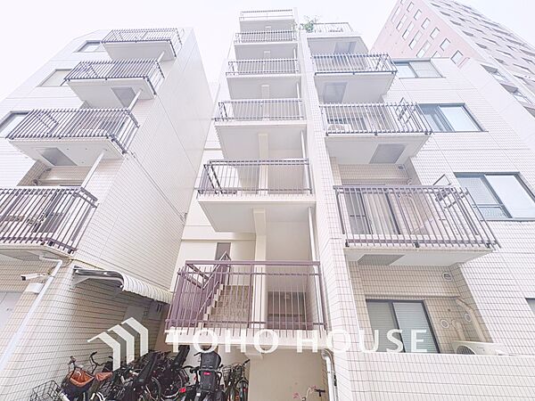【BALCONY】◆Open new door◆扉の向こうには青空が広がっている。