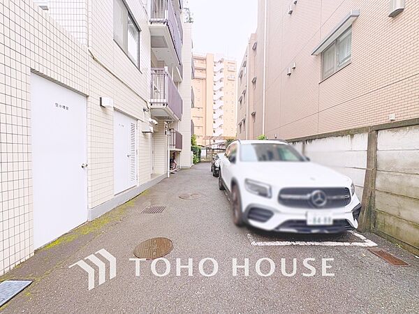 【PARKING】◆愛車を◆安全に駐車できる駐車場がございます。