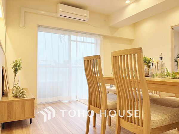 【LIVING】◆Sunshine◆光が燦々と入り、いるだけで気持ちいい。「開放的でゆとりあるお部屋です。」