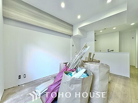 「想像していた以上に広い」が写真を撮っているときの感想です。家事動線に配慮したプランによりご家族がくつろげる明るく広い空間が確保できました。