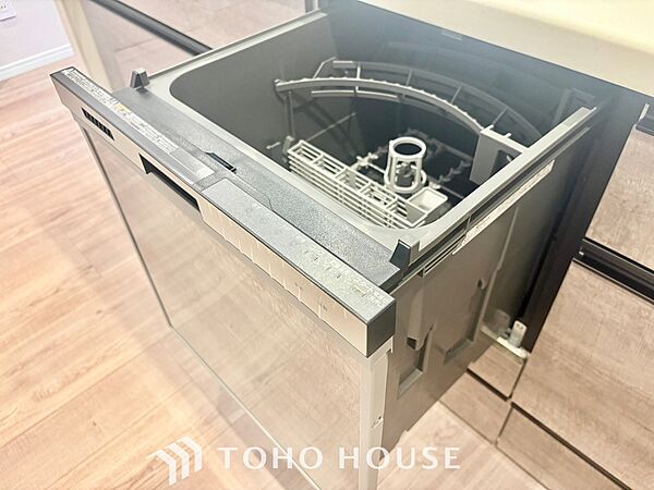 【KITCHEN】◆ワクワク◆開放的で機能性も高いシステムキッチン。お子様は毎日のご飯にワクワク！