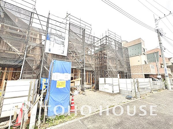住まう家族の感性を心地よく満たす、気品あふれる佇まい。