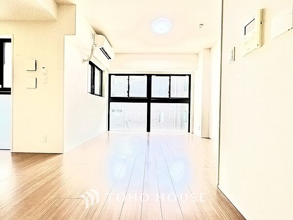 明るいリビングこそ居心地のいい暮らしが待っているのだと思う。