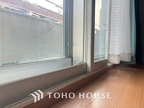 太陽に愛された邸宅は各居室へ暖かな日差しが降り注ぎます。