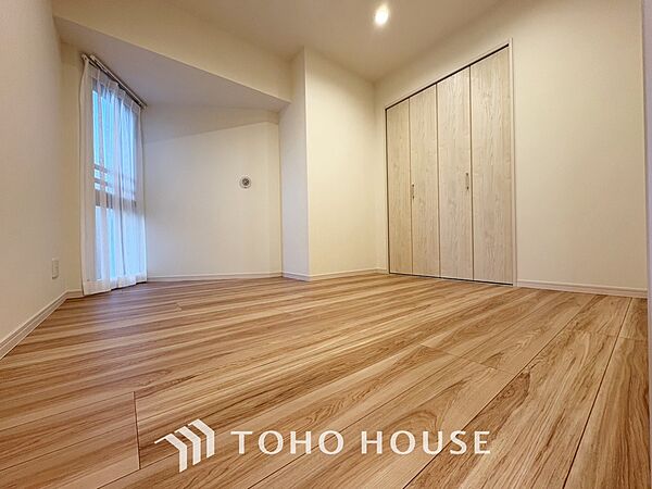【closet】奥行きのあるクローゼットを採用。＊上記画像について施工事例のため、上記画像はイメージ画像です