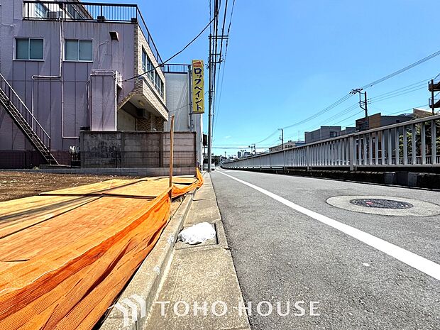 現地に実際に行ってみることでしか感じられないことがたくさんあります。周辺環境や街の雰囲気など、たくさんのことを感じていただけます。是非一度ご見学くださいませ。
