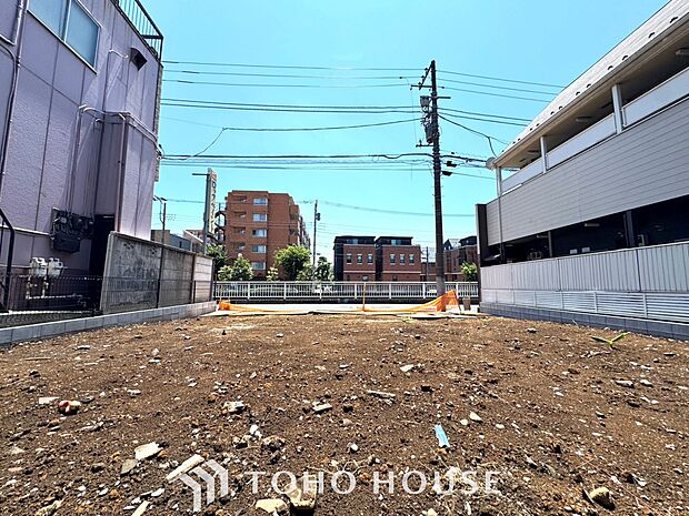 現地に実際に行ってみることでしか感じられないことがたくさんあります。周辺環境や街の雰囲気など、たくさんのことを感じていただけます。是非一度ご見学くださいませ。