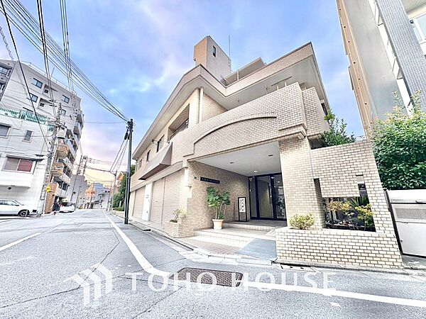 【APPEARANCE】◆陽光◆が差し込む。この開放的な空間に家族の笑顔が集う。家族が一緒に過ごす空間は明るく、そして居心地よく。