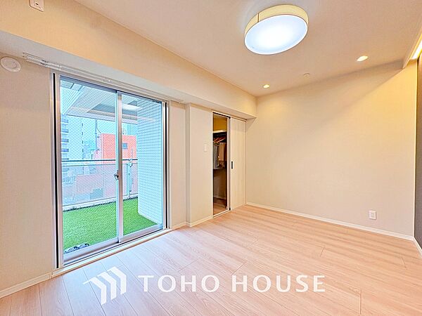 使いやすく、明るい洋室に仕上がります。子供部屋や趣味のお部屋にご利用できます。ご自身で家具などを配置し、素敵な空間を創り上げられます。