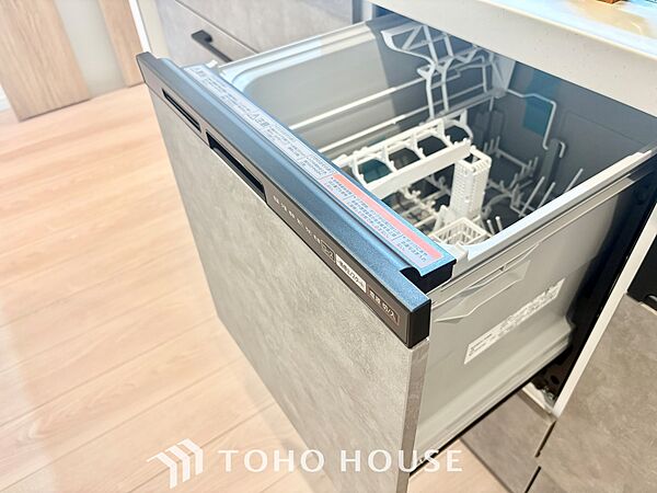◆食洗機◆お子様の面倒を見れる時間が増え時短になります。加えて手荒れも防げてしかも節水が高い為、大変人気があり重宝します。