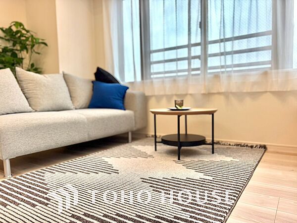 【LIVING】◆住む喜び、楽しさ、感動◆を君と共有したい。いつまでもずっと家族を見渡せるこの広い空間で。