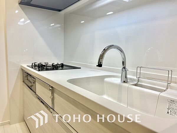 【KITCHEN】◆ワクワク◆開放的で機能性も高いシステムキッチン。お子様は毎日のご飯にワクワク！