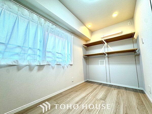 Private room　光に包まれるように設計された空間。太陽の光が爽やかな目覚めを誘う。きっと今日も素敵な1日に。