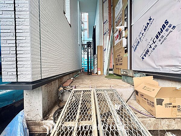 ほんの少しのこだわり。ちょっとした色使いがその家がもつ雰囲気、趣（おもむき）を携え、暮らす家族や訪ねてくる友人・知人に新鮮な香りを運んできます。