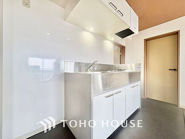 ＊改装中＊◆家族のおはよう◆の声を笑顔で迎えてあげられるシステムキッチン。朝ごはんが楽しみでちょっと早起きしたくなるんです。