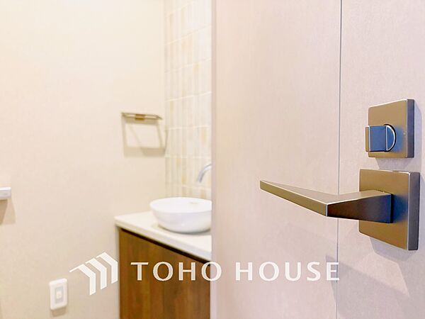 【TOILET】◆快適◆な生活に不可欠。節水型の高性能トイレを新設。