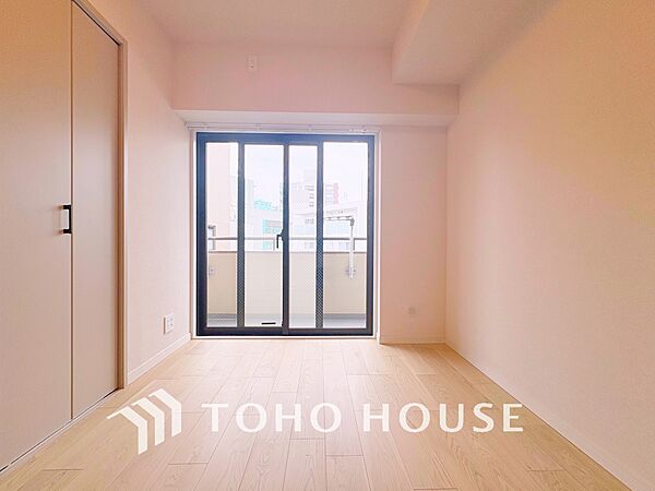 【PRIVATE ROOM】◆属毛離裏◆子は父を手本とし、母に愛育されて成長する。家族の深い繋がり。いつまでも大切にしたい。