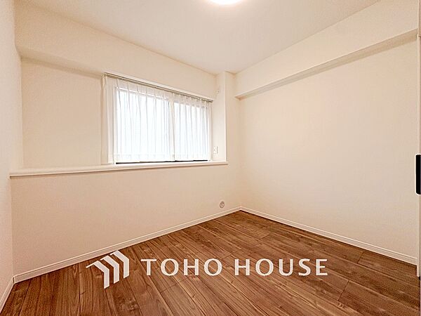 【PRIVATE ROOM】◆属毛離裏◆子は父を手本とし、母に愛育されて成長する。家族の深い繋がり。いつまでも大切にしたい。