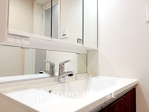 【BATHROOM】◆プライベートな空間◆simpleだからrelaxできるんです。こころもからだもキレイさっぱり。