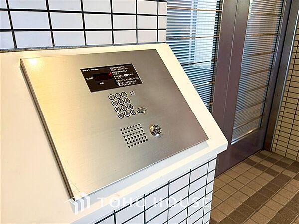 【AUTO　LOCK】◆オートロック機能◆女性やご子息も安心・安全のセキュリティです。