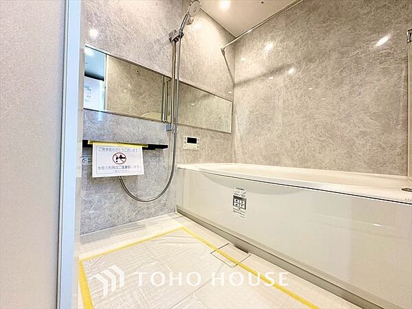 【BATHROOM】◆プライベートな空間◆simpleだからrelaxできるんです。こころもからだもキレイさっぱり。