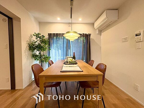 【LIVING】◆Sunshine◆光が燦々と入り、いるだけで気持ちいい。「開放的でゆとりあるお部屋です。」
