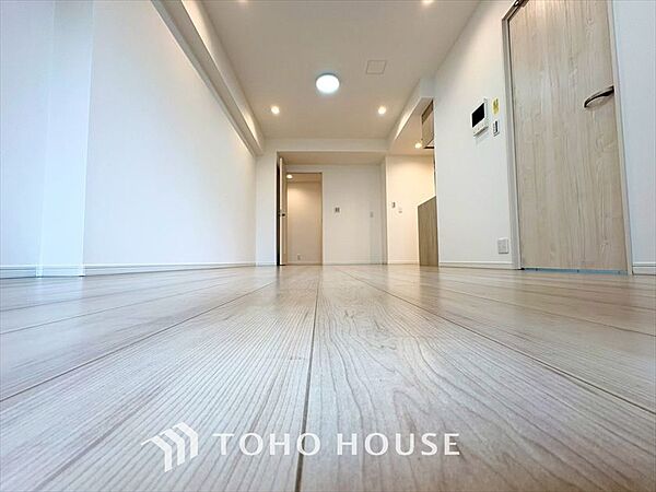 【LIVING】◆住む喜び、楽しさ、感動◆を君と共有したい。いつまでもずっと家族を見渡せるこの広い空間で。
