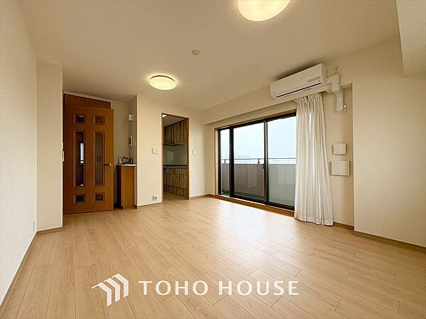 【LIVING】◆Sunshine◆光が燦々と入り、いるだけで気持ちいい。「開放的でゆとりあるお部屋です。」