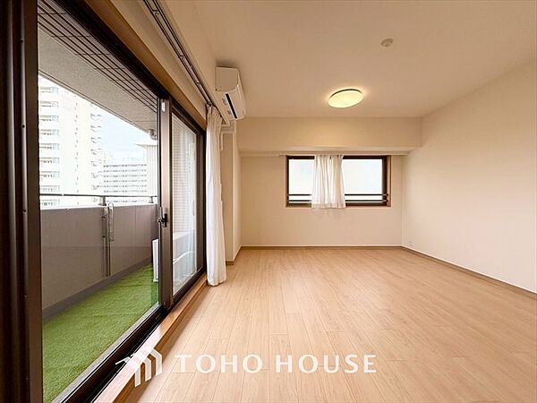 【LIVING】◆煌びやか◆愛おしい家族との団欒の時間をより一層幸せなものに感じさせる煌びやかなLDK。輝かしい毎日が待っています。