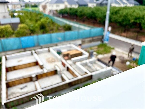 【APPEARANCE】◆家族◆扉を開けると大切な家族が待っている。自然と家に帰る足取りが早くなる。
