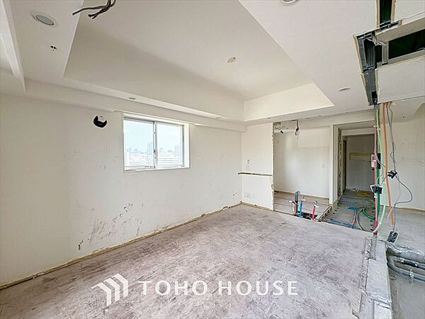 現在改装中◆煌びやか◆愛おしい家族との団欒の時間をより一層幸せなものに感じさせる煌びやかなLDK。輝かしい毎日が待っています。