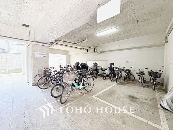 【BICYCLE PAEKING LOT】◆駐輪場◆快適な生活には欠かせない自転車。開放的な駐輪場がございます。