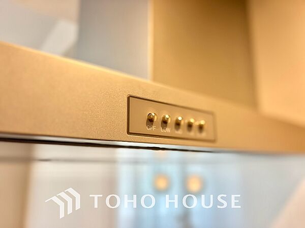 【KITCHEN】◆開放的◆後片付けが楽なシステムキッチン。収納スペースの充実！