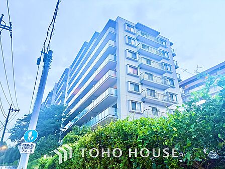 使いやすく、明るい洋室に仕上がります。子供部屋や趣味のお部屋にご利用できます。ご自身で家具などを配置し、素敵な空間を創り上げられます。