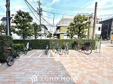 ほんの少しのこだわり。ちょっとした色使いがその家がもつ雰囲気、趣(おもむき)を携え、暮らす家族や訪ねてくる友人・知人に新鮮な香りを運んできます。
