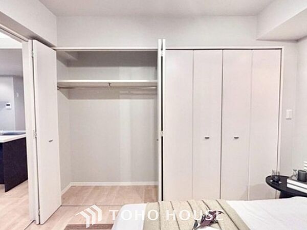 使いやすく、明るい洋室に仕上がります。子供部屋や趣味のお部屋にご利用できます。ご自身で家具などを配置し、素敵な空間を創り上げられます。