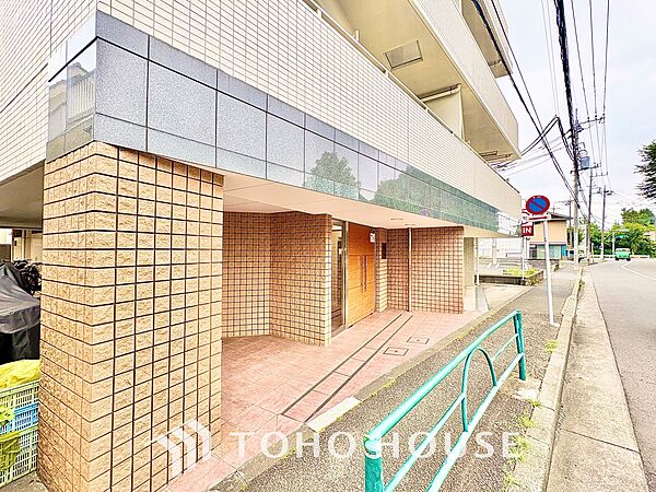使いやすく、明るい洋室に仕上がります。子供部屋や趣味のお部屋にご利用できます。ご自身で家具などを配置し、素敵な空間を創り上げられます。