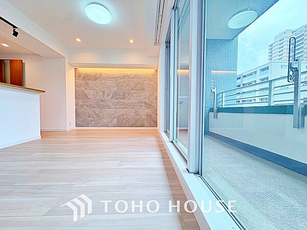 使いやすく、明るい洋室に仕上がります。子供部屋や趣味のお部屋にご利用できます。ご自身で家具などを配置し、素敵な空間を創り上げられます。