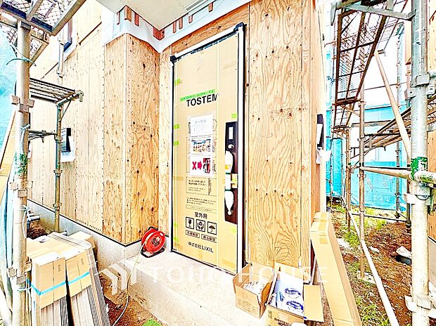 家族で使いやすい広さと機能を備えた、快適な洗面空間です。