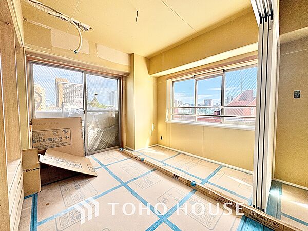 使いやすく、明るい洋室に仕上がります。子供部屋や趣味のお部屋にご利用できます。ご自身で家具などを配置し、素敵な空間を創り上げられます。
