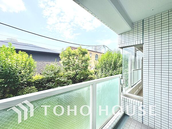【バルコニー】陽当たりがよく、お洗濯も気持ちよくこなせそうです。