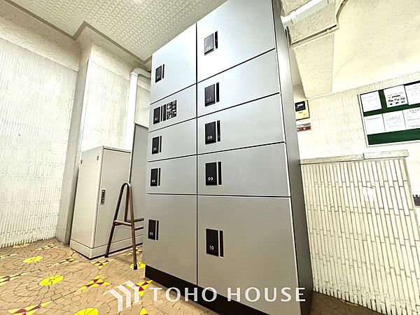 【Delivery box】◆宅配BOX◆ご不在時でも、時間指定や再配達依頼なしでお荷物を受け取ることができます。
