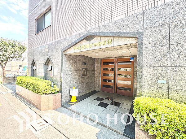 【Exterior】整ったフォルムが印象的な佇まい。